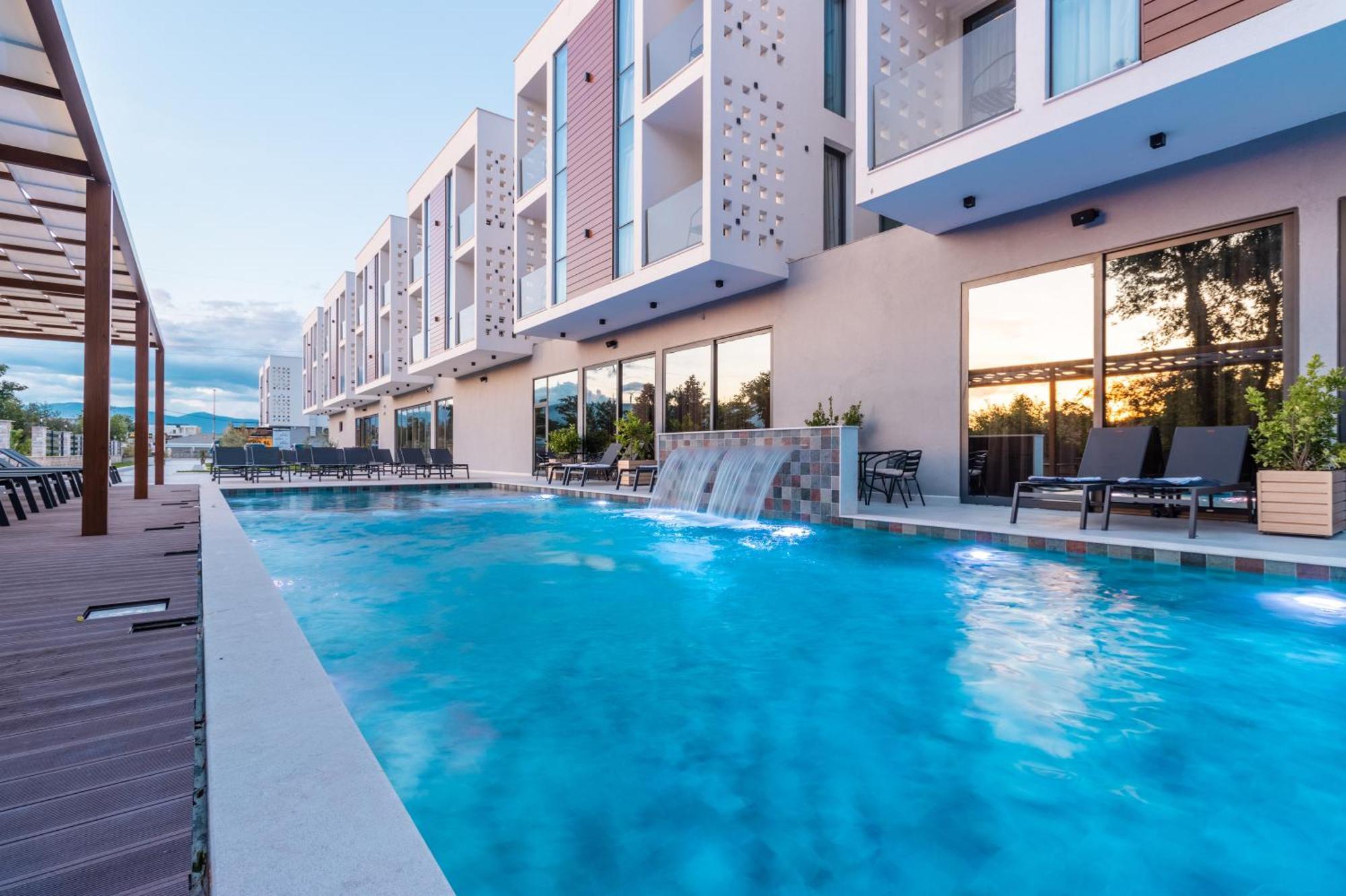 Trio Resort Улцинь Экстерьер фото